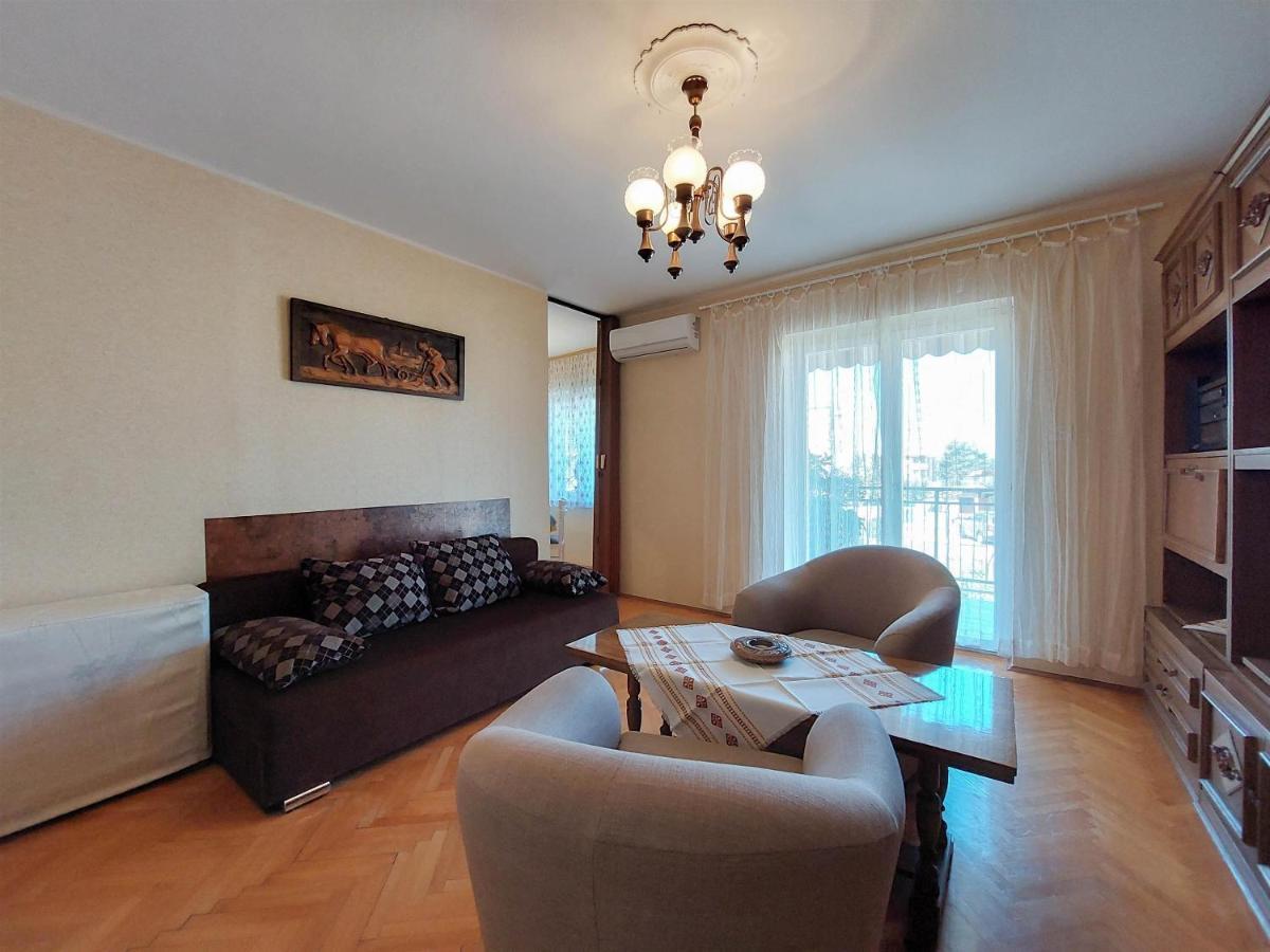 Apartments Nikola Punat Buitenkant foto