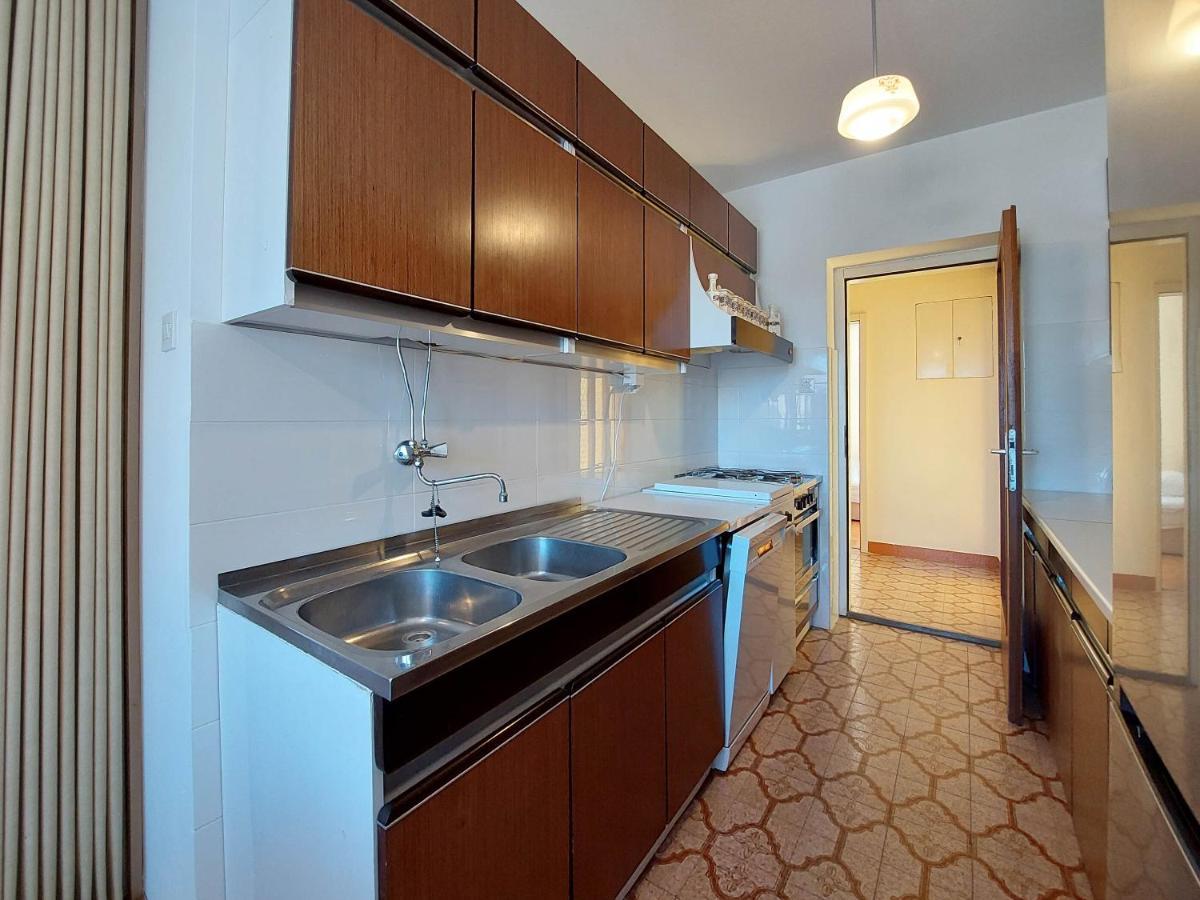 Apartments Nikola Punat Buitenkant foto
